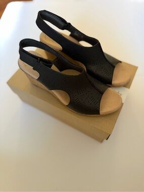 Clark’s Black Women's Slingback Wedge Sandals - Comfortable Everyday Style